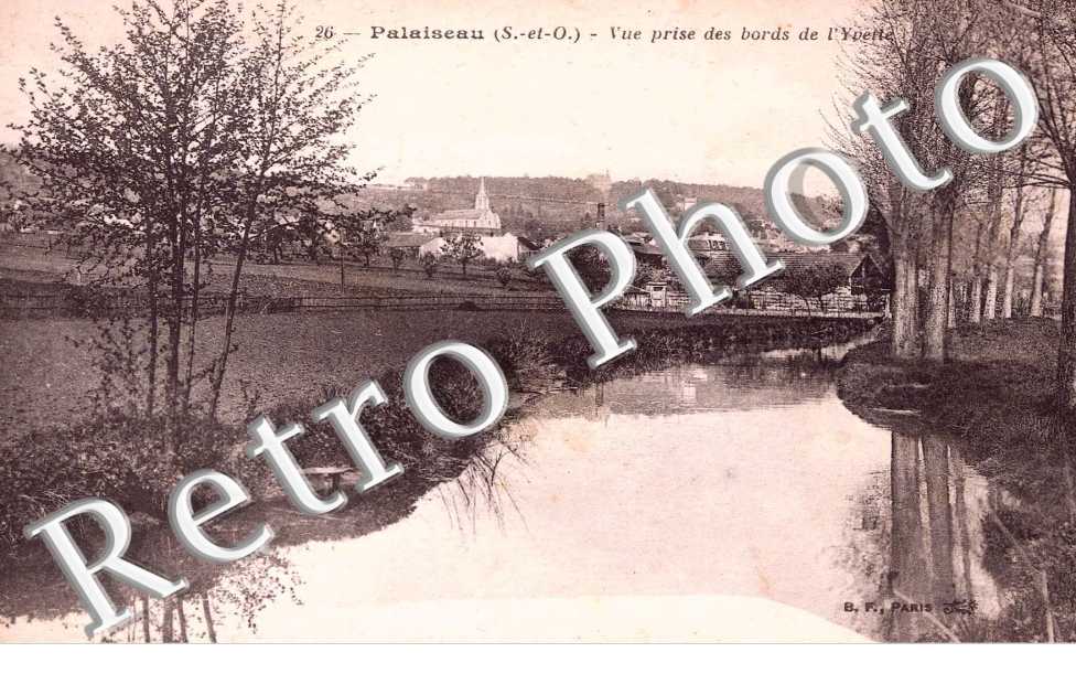 VUE PRISE DES BORDS DE L'YVETTE