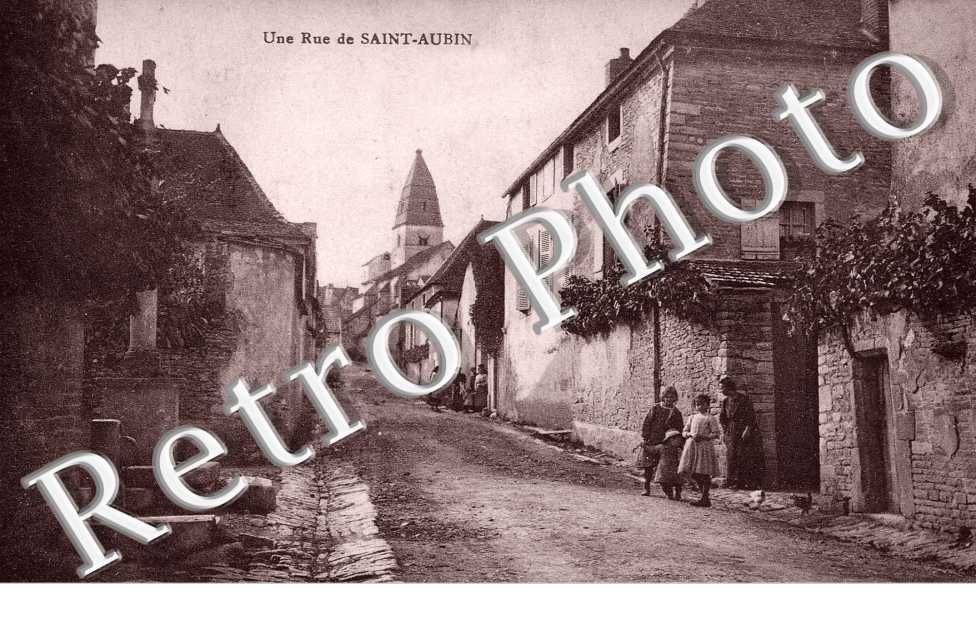 UNE RUE DE SAINT AUBIN