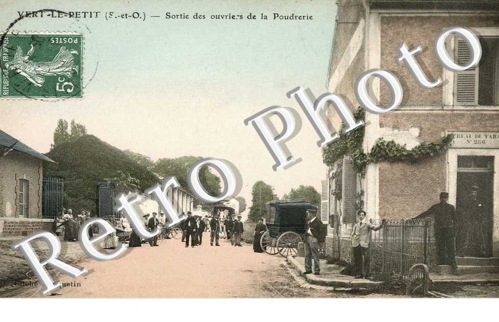 Sortie des ouvriers de la poudrerie