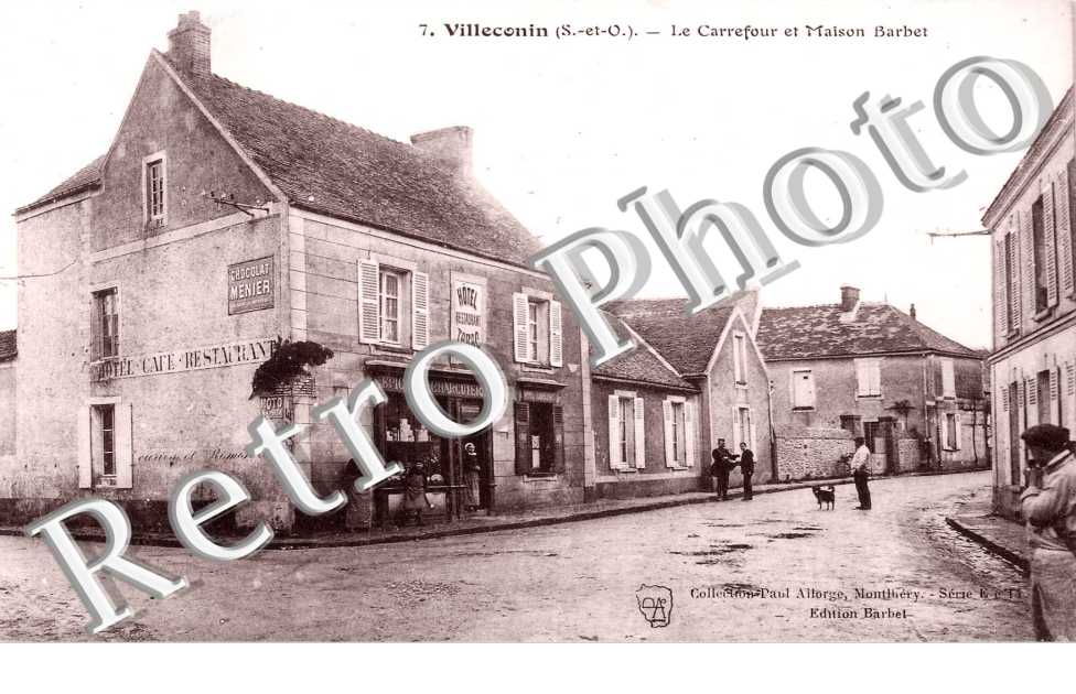 LE CARREFOUR ET MAISON BARBET