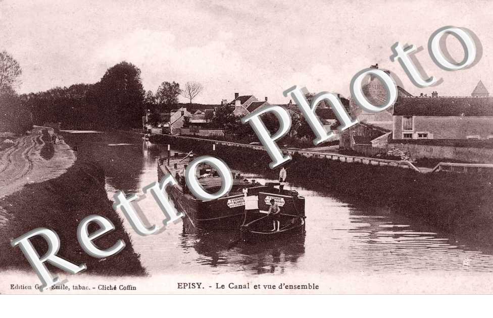 le canal et vue d'ensemble