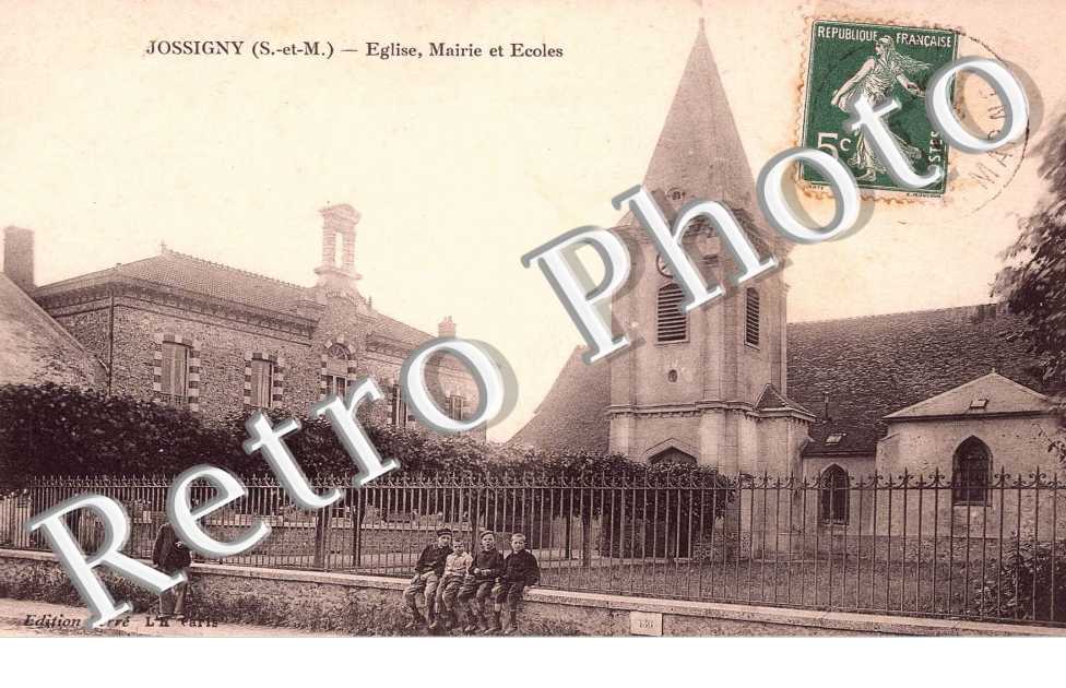 eglise, mairie et ecoles