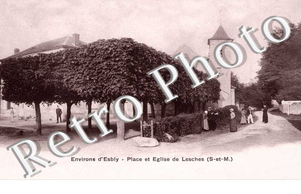 PLACE ET EGLISE DE LESCHES