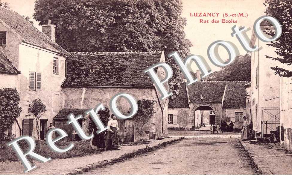 rue des ecoles