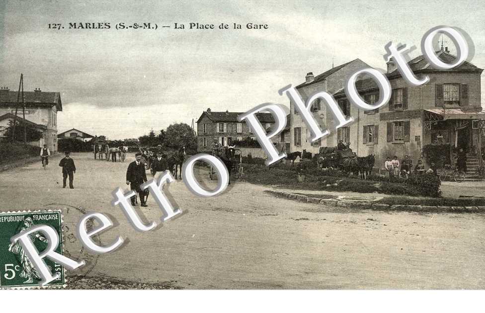 La place de la gare