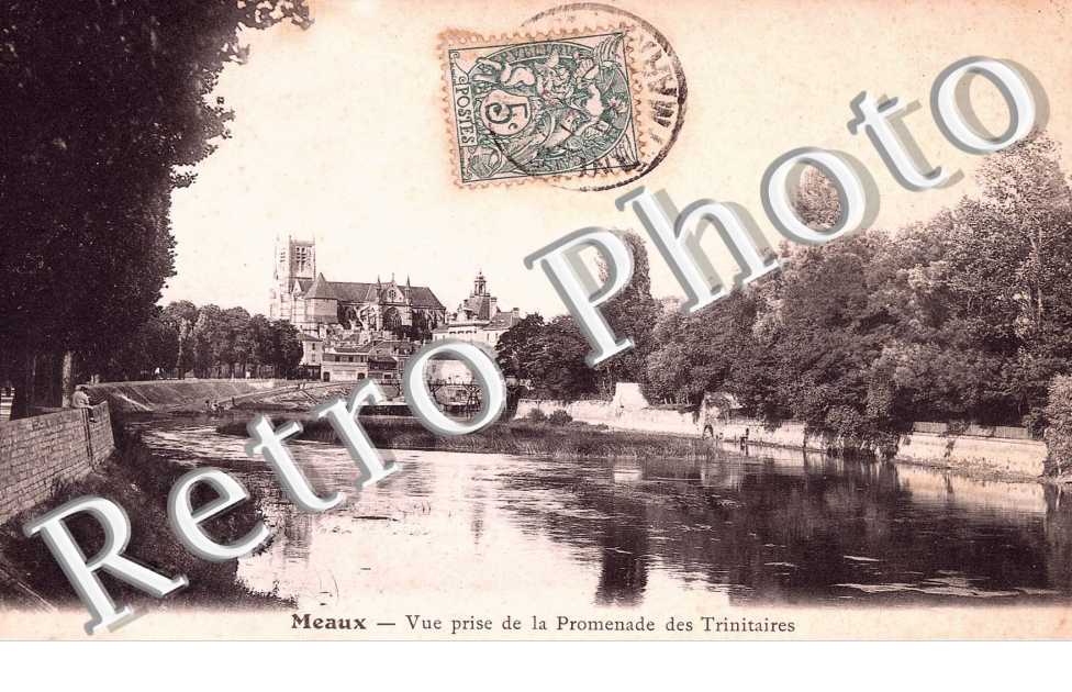 Vue prise de la Promenade des Trinitaires