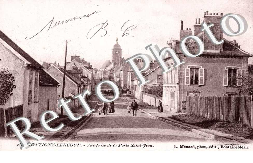 Vue prise de la porte Saint Jean