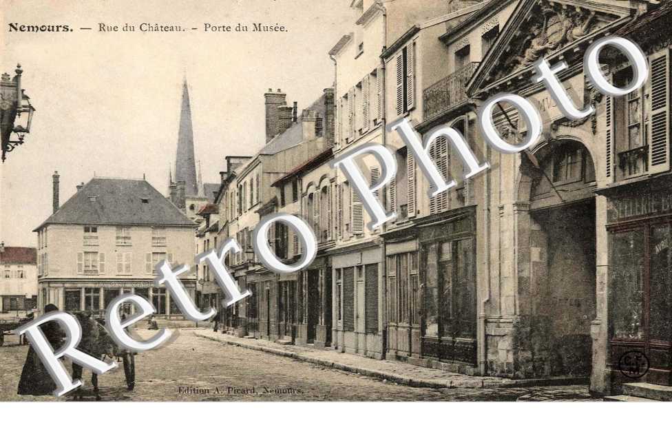 rue du château - Porte du Musée