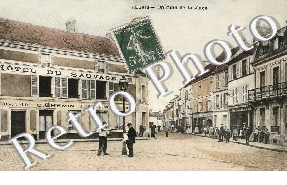Un coin de la place