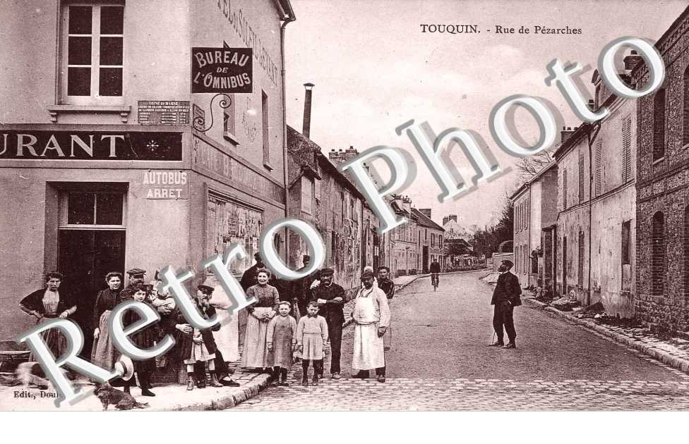 Rue de Pezarches