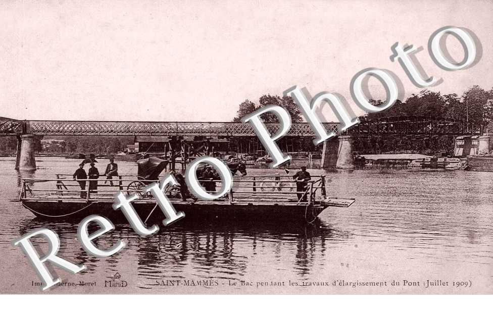 Le bac pendant les travaux d'elargissement du pont 1909