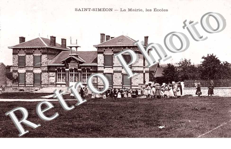 La mairie - les ecoles