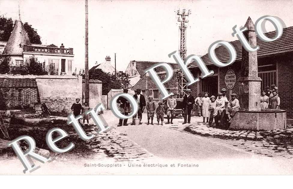 Usine electrique et fontaine