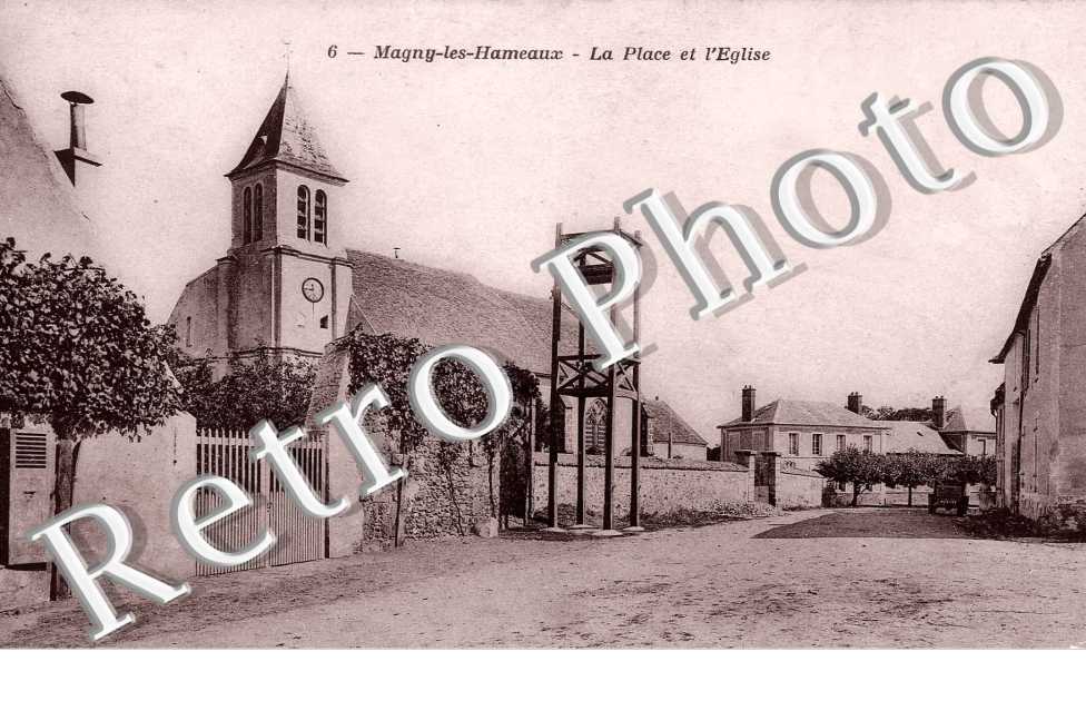 la Place et l'église