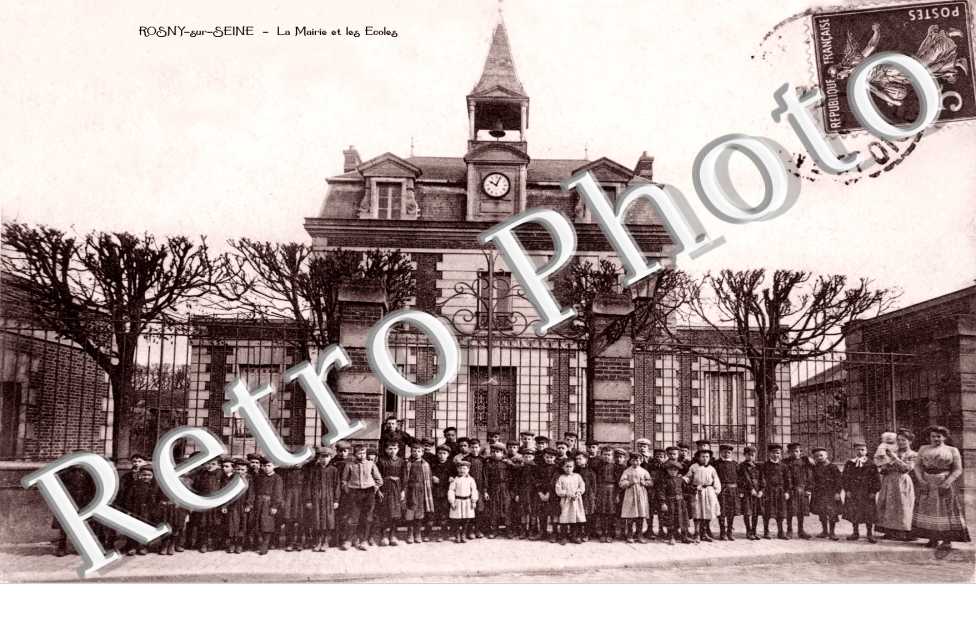 La mairie et les ecoles