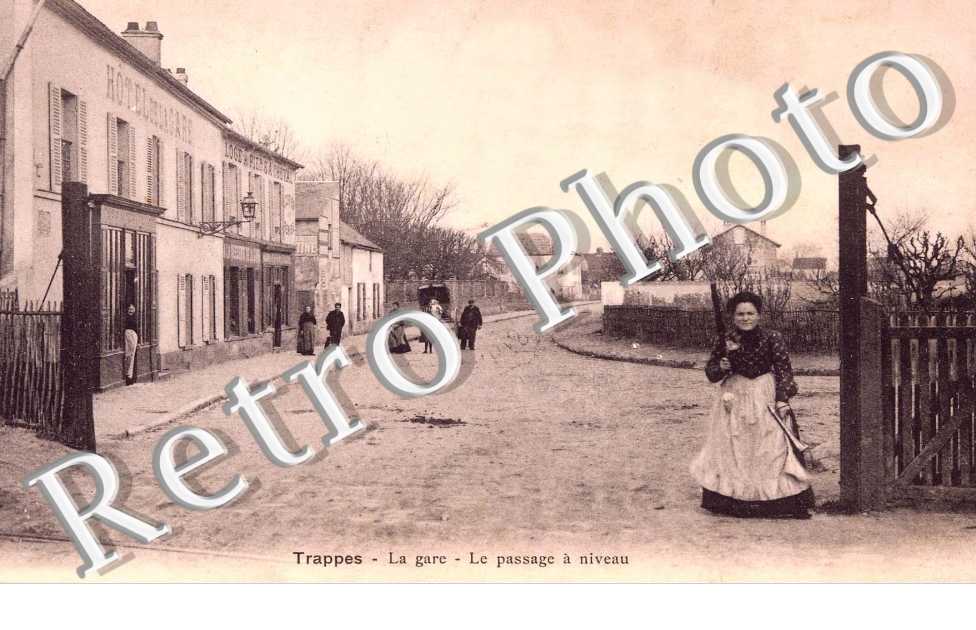 La gare - le passage a niveau