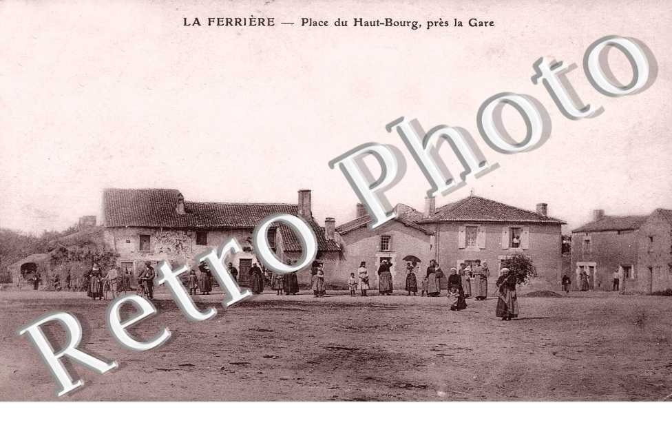 PLACE DU HAUT-BOURG
