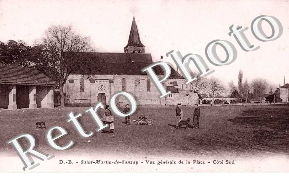 VUE GENERALE DE LA PLACE