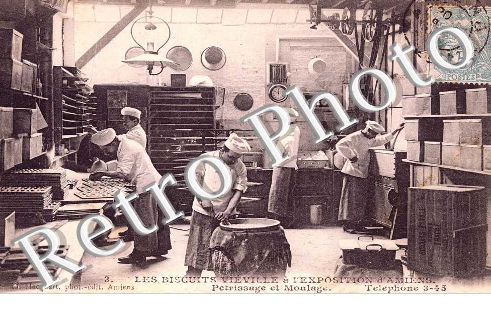 Exposition internationale d'Amiens 1906 - Les biscuits vieville - Petrissage et moulage