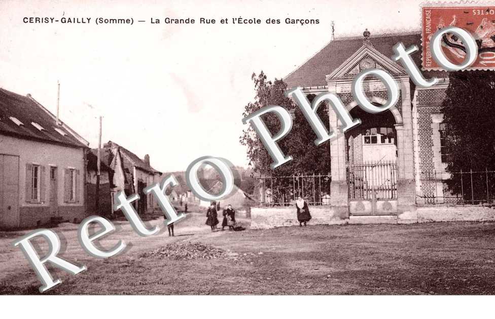 La Grande Rue et l'Ecole des Garcons