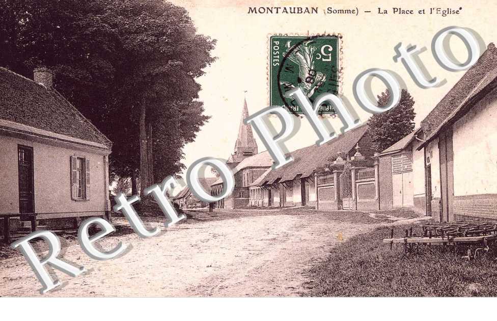 la place et l'eglise