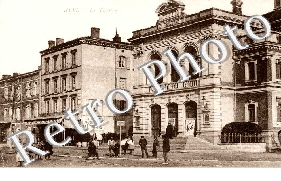 LE THEATRE