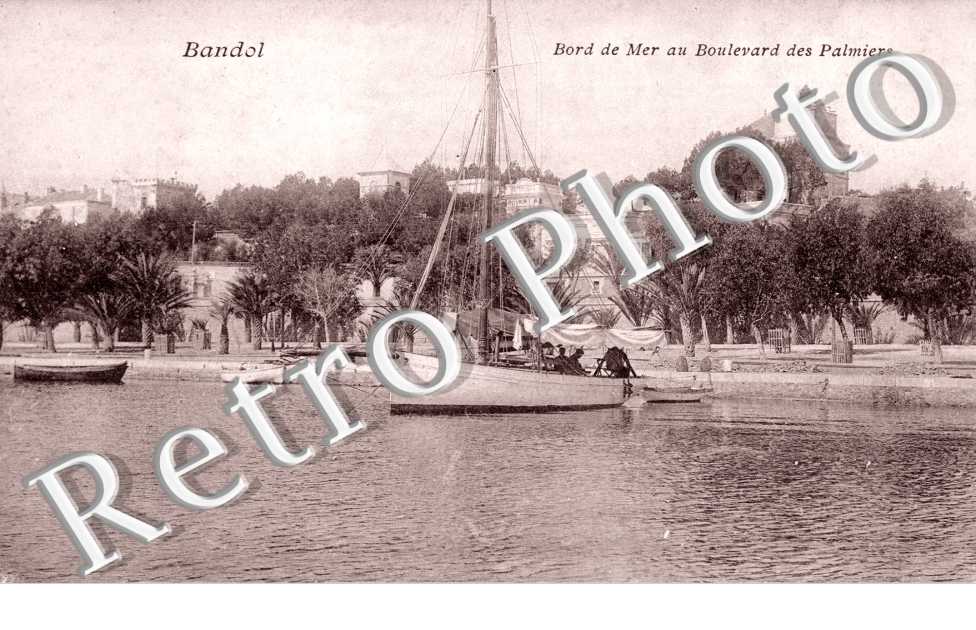 Bords de Mer au Boulevard des Palmiers