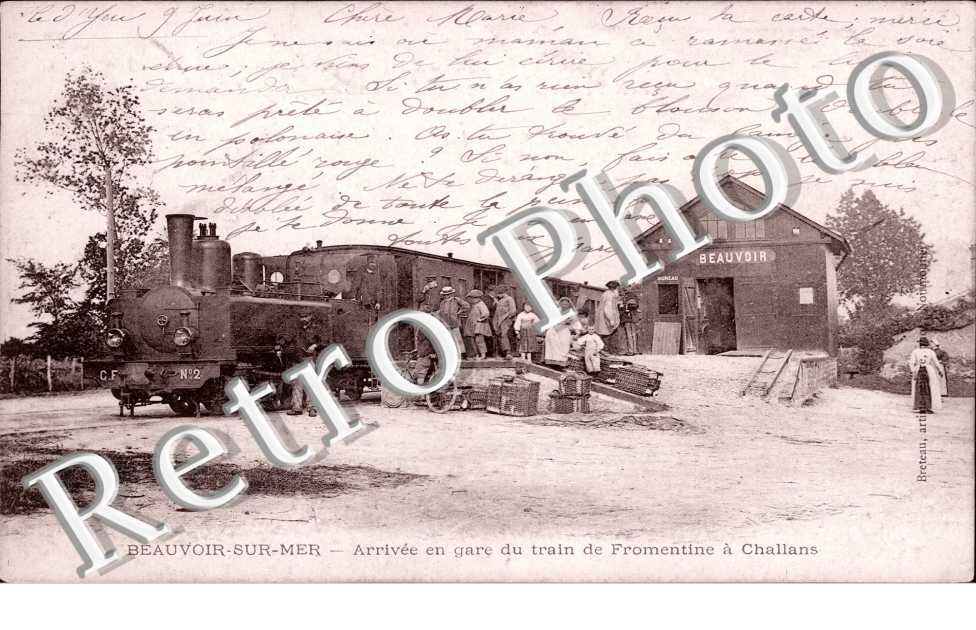 Arrivee en Gare du train de Fromentine a Challans