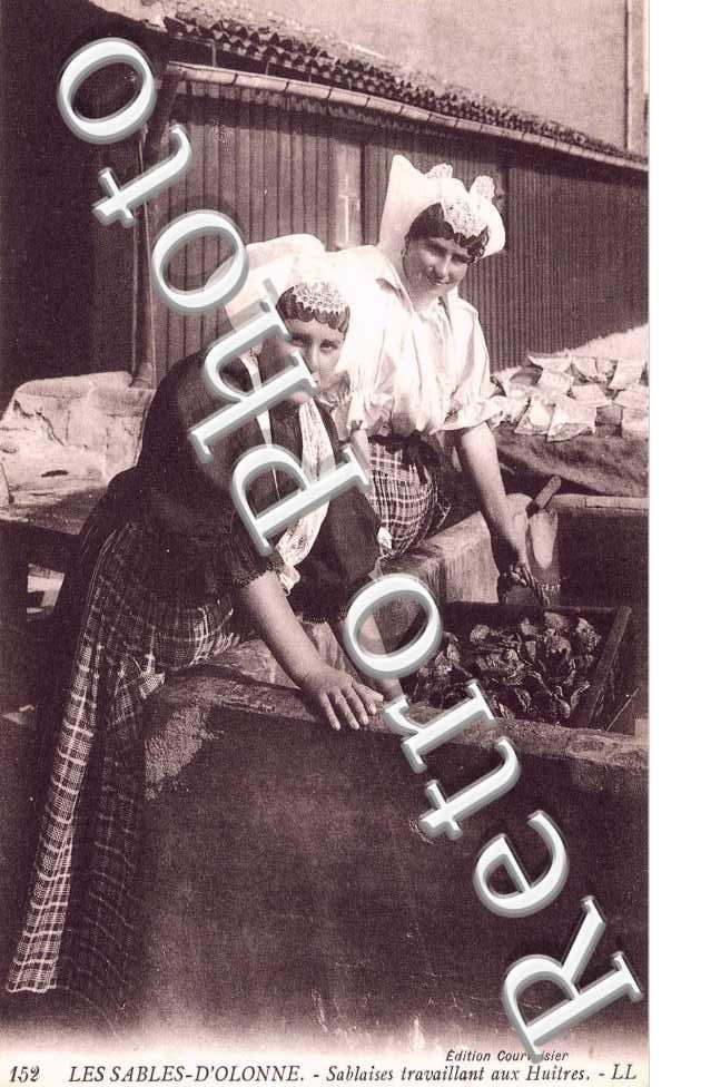 SABLAISES TRAVAILLANT AUX HUITRES 