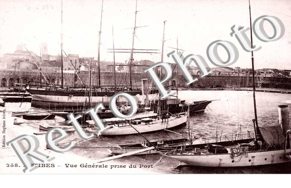 vue generale prise du port