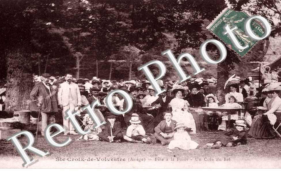 fete a la foret, un coin du bal