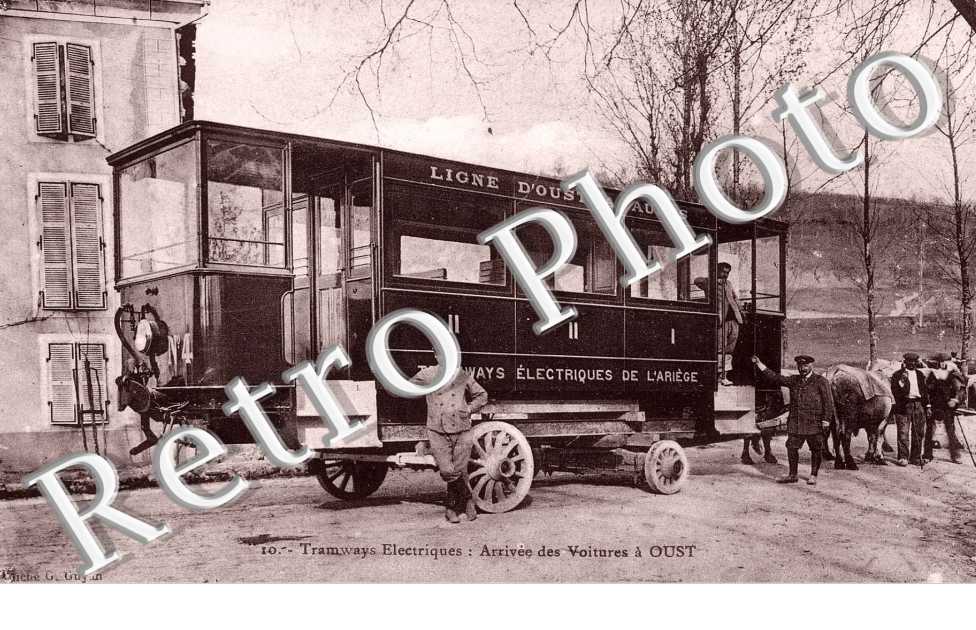Tramways Electriques: arrivee des voitures a Oust