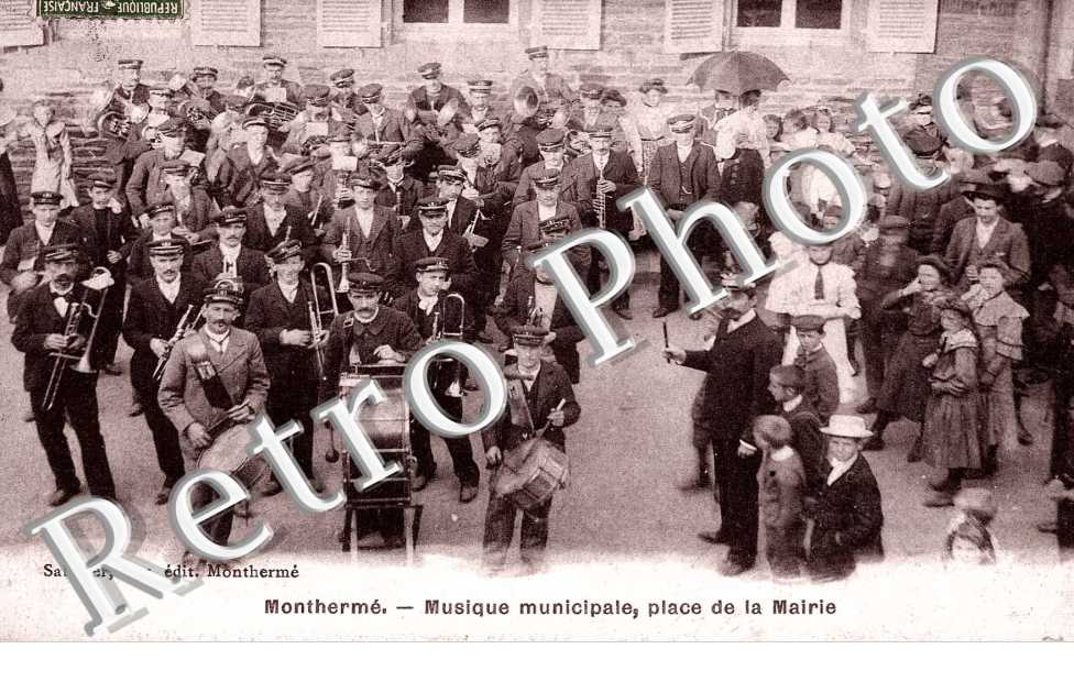 musique municipale, place de la mairie