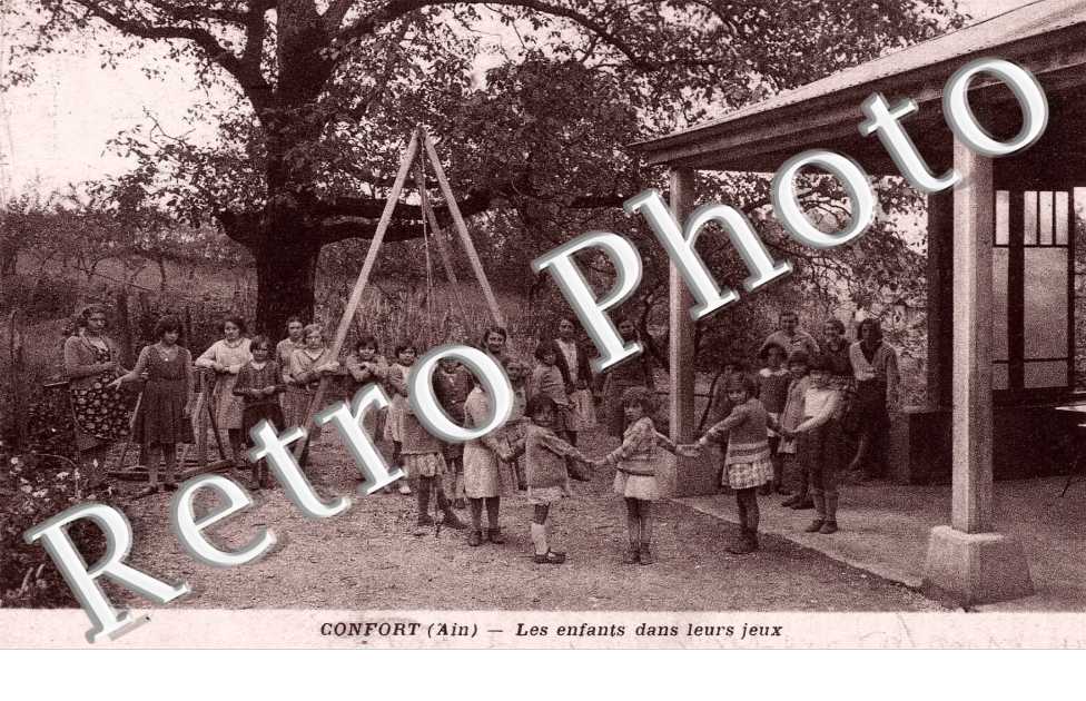 Colonie de vacances, les enfants dans leurs jeux