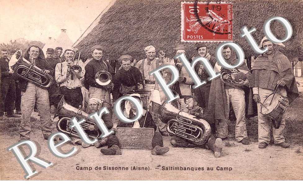 saltimbanques au camp