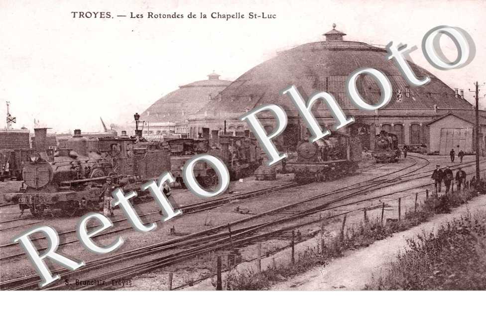 LES ROTONDES DE LA CHAPELLE