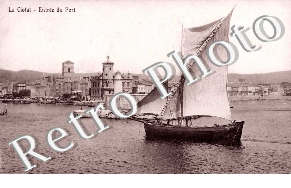 Entree du Port