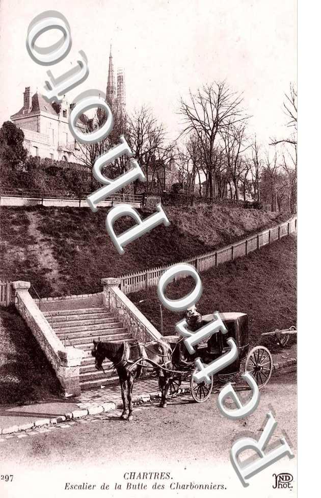 ESCALIER DE LA BUTTE DES CHARBONNIERS
