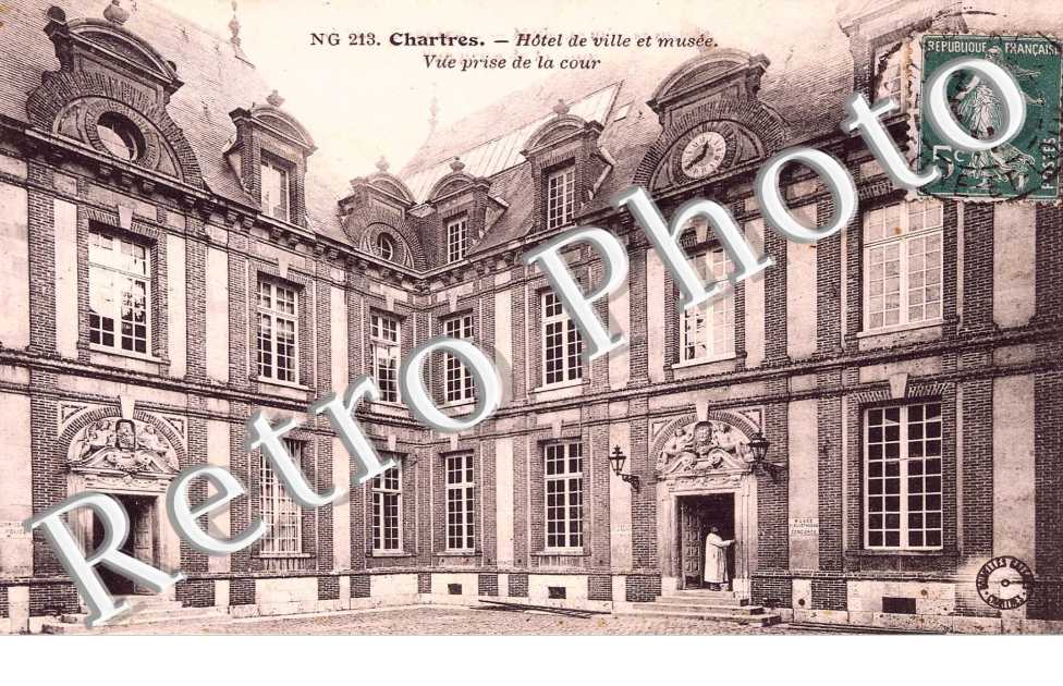 HOTEL DE VILLE ET MUSEE