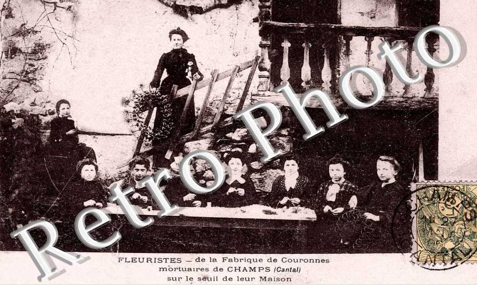 Fleuristes de la fabrique de Couronnes mortuaires