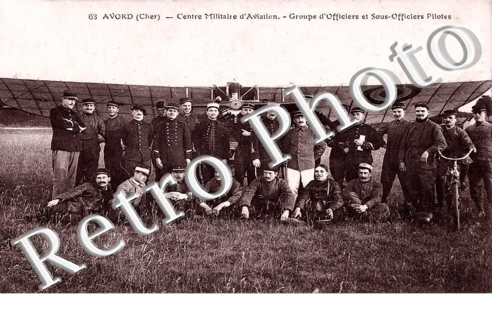 centre militaire d'aviation- groupe d'officiers et sous-officiers pilotes