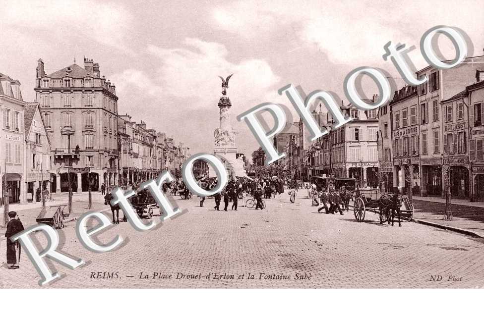 la place Drouet-d' Erlon et la fontaine Sube
