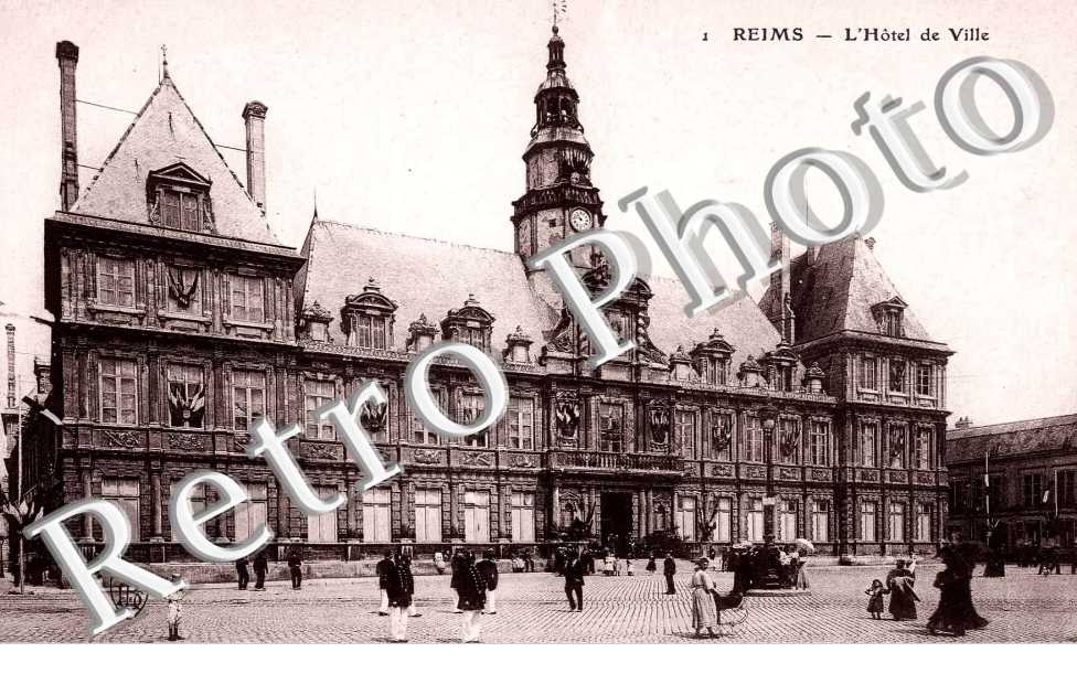 L'HOTEL DE VILLE