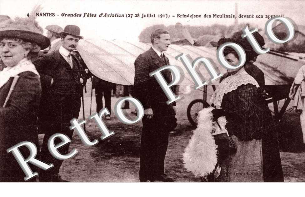 grandes fetes d'aviation (27-28 juillet 1913) brindejonc des moulinais devant son appareil