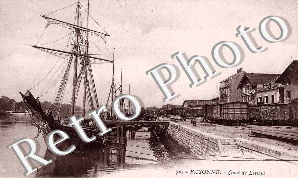 QUAI DE LESSEPS