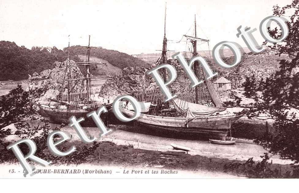 le port et les roches