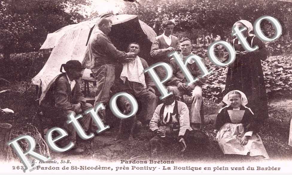 Pardon de Saint-Nicodeme - Boutique en plein vent du barbier