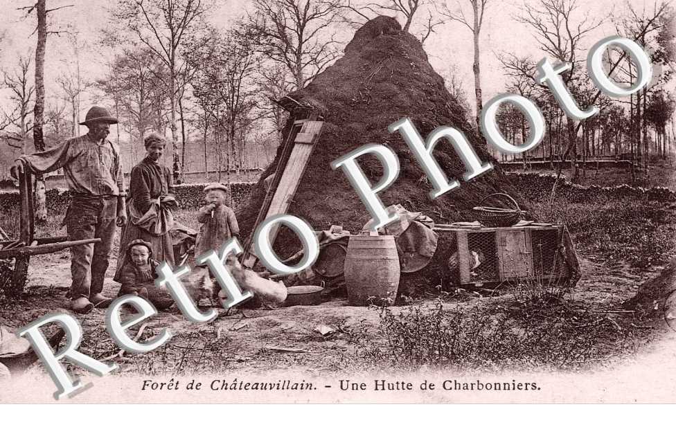 une hutte de charbonniers, foret de chateauvillain