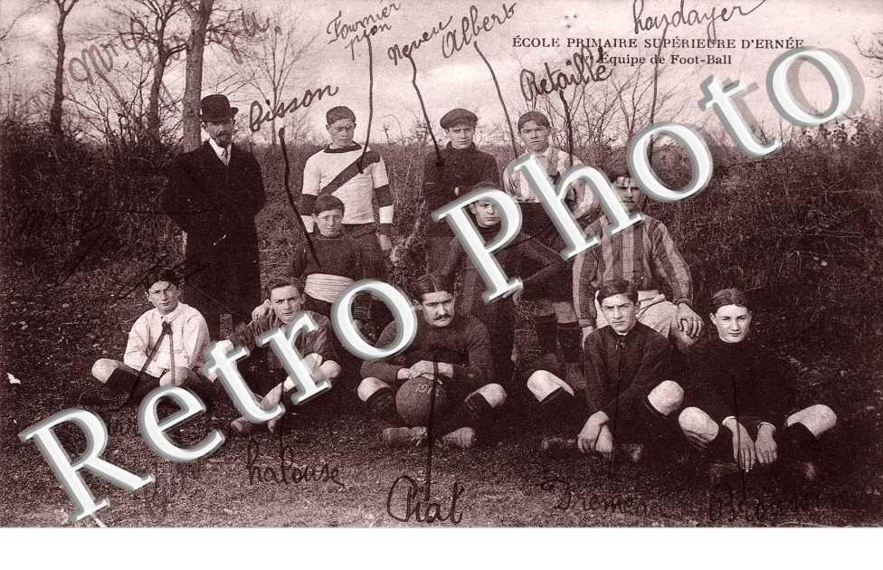 Ecole primaire superieure - equipe de football (SPORT)