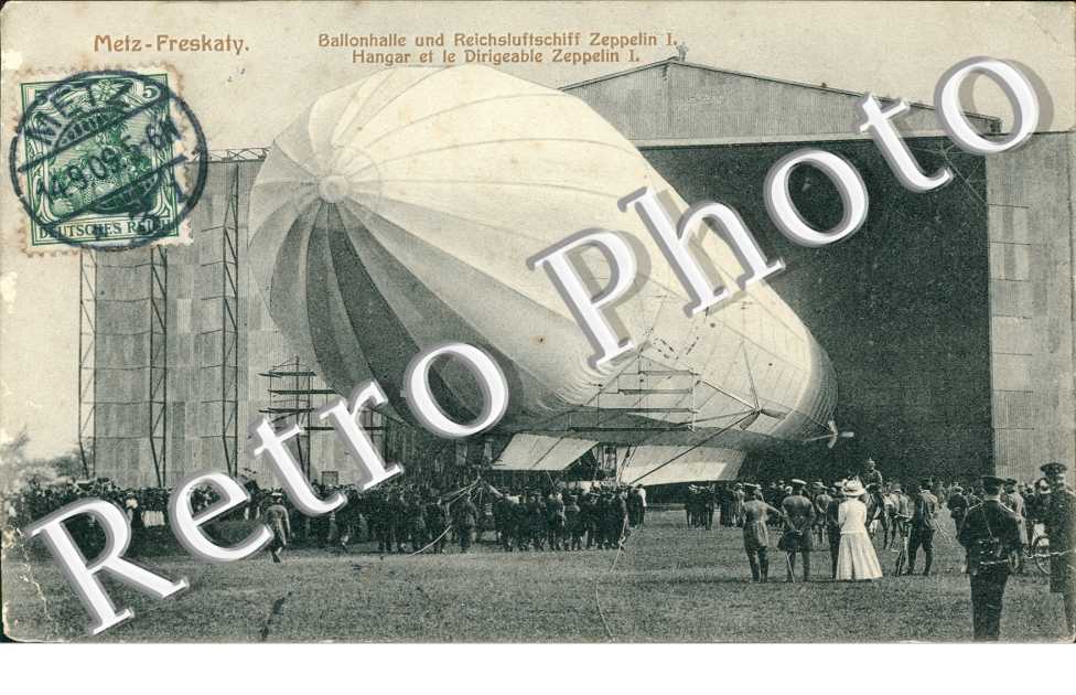 hangar et le dirigeable Zeppelin l9